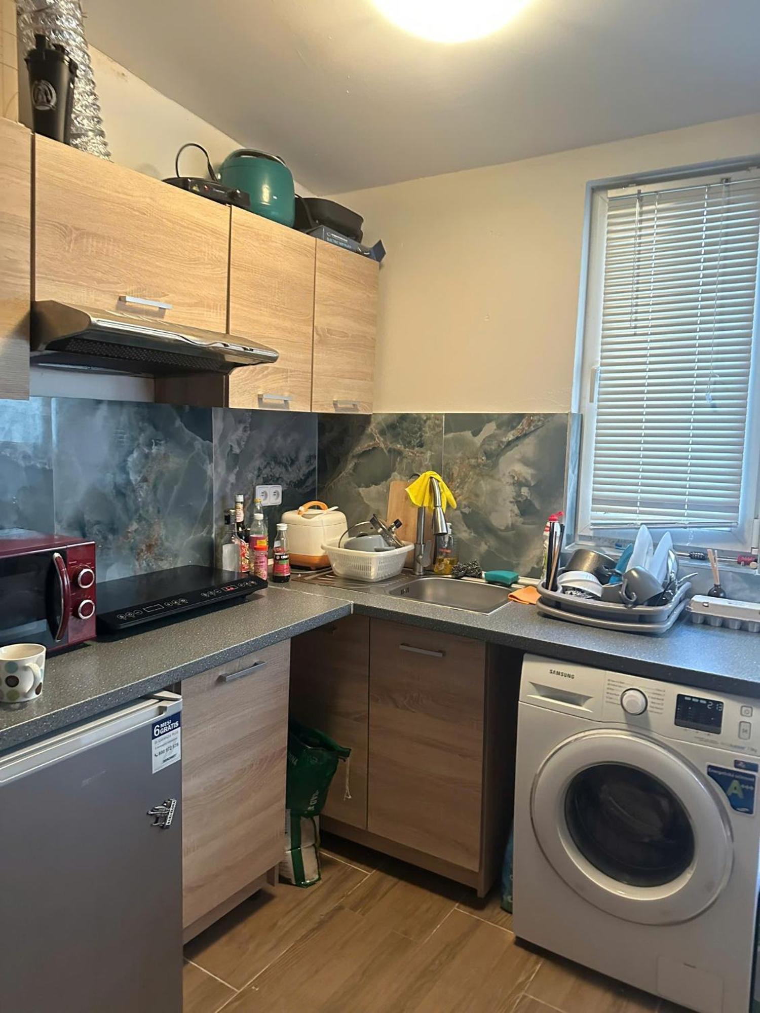 Nha Nghi Cho Cap Doi Va Gia Dinh Apartment Praha Ruang foto